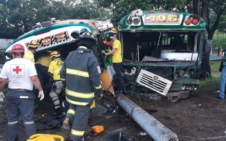 accidente buses carretera a santa ana ahuachapan el salvador agosto 2021