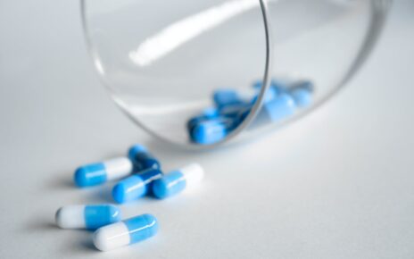 Menor se intoxica al ingerir alrededor de 70 pastillas en Santa Ana