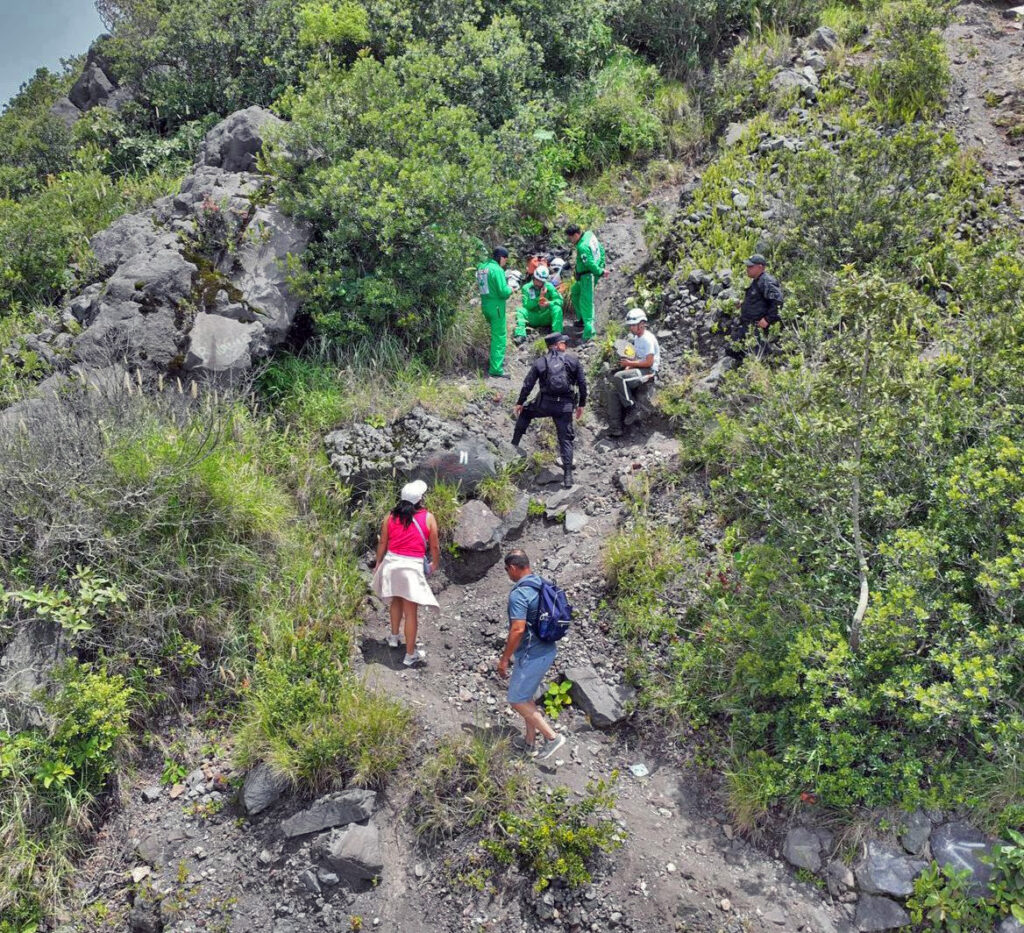 Muere elemento de Cruz Verde Salvadoreña en el Volcán de Izalco
